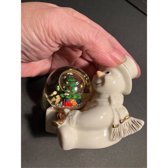 Lenox Sm Snowman Globe - Picture 6 of 10